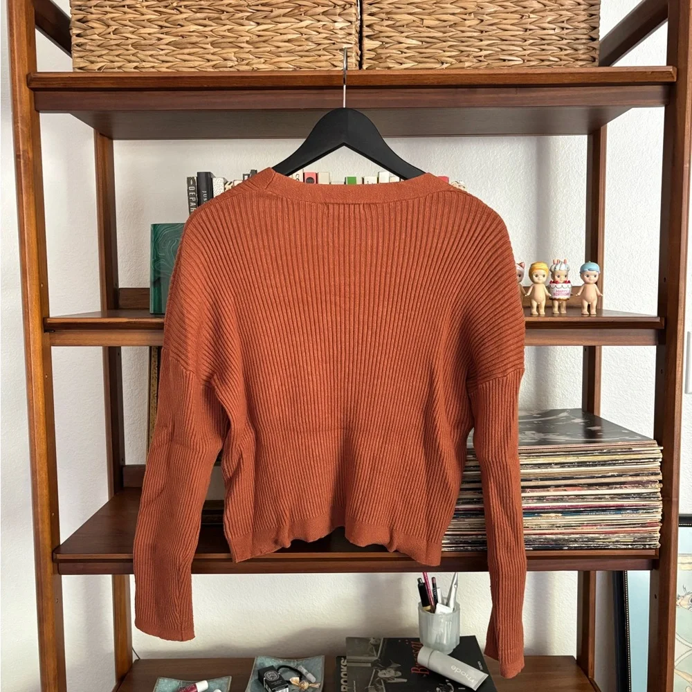 ASOS Rust Ribbed V‑Neck Button Cardigan - Picture 3 of 3